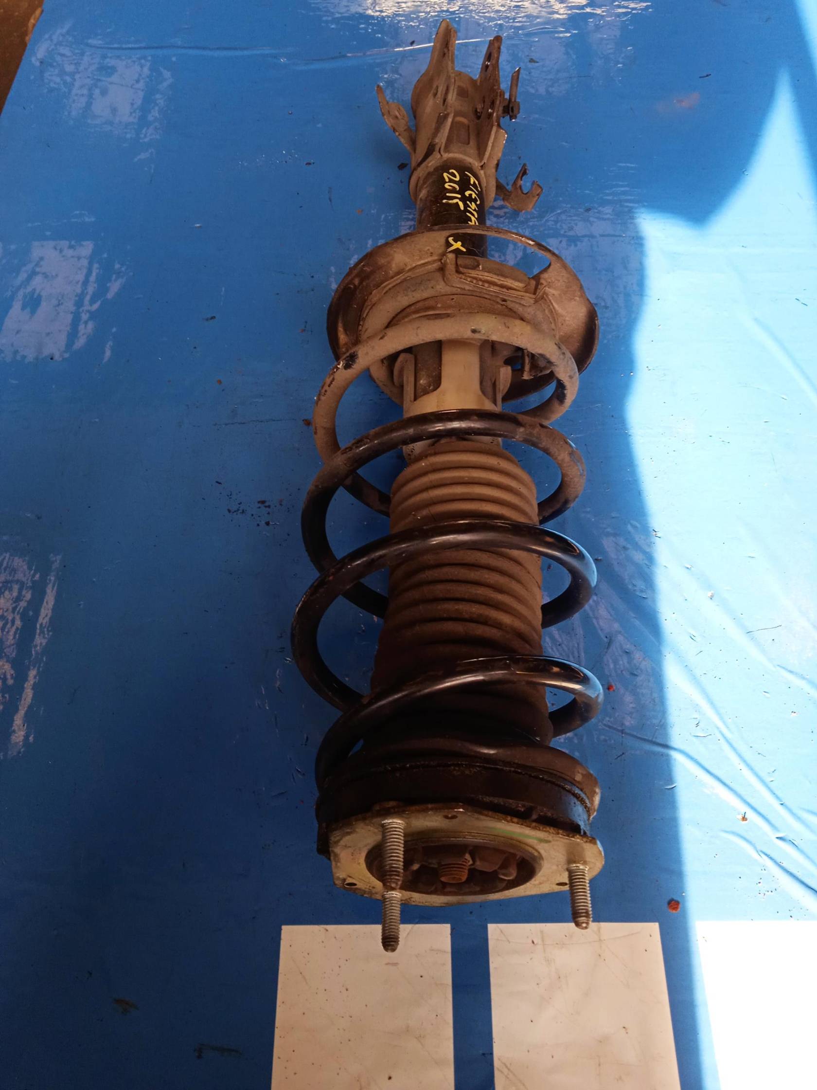 Ammortizzatore ant. dx.